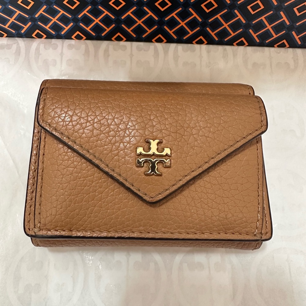 Authentic Tory Burch mini Wallet